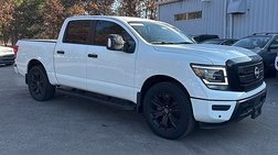 2023 Nissan Titan SV