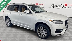 2016 Volvo XC90 T6 Momentum