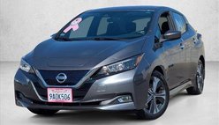2022 Nissan LEAF SV