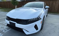 2022 Kia K5 LXS