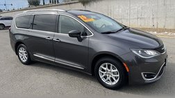 2020 Chrysler Pacifica Touring L