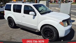 2007 Nissan Pathfinder LE