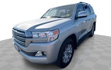 2017 Toyota Land Cruiser Base