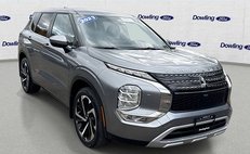 2023 Mitsubishi Outlander SE