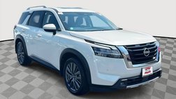 2022 Nissan Pathfinder SL