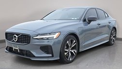 2022 Volvo S60 Recharge T8 R-Design