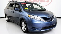 2017 Toyota Sienna LE
