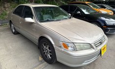2001 Toyota Camry LE V6