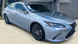 2025 Lexus ES 300h w/ Premium Package