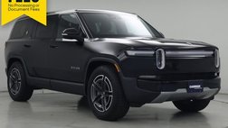 2025 Rivian R1S Adventure