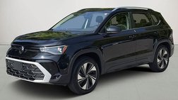 2025 Volkswagen Taos SE 4Motion