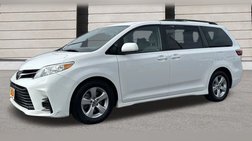 2019 Toyota Sienna LE