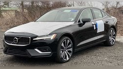 2023 Volvo S60 B5 Ultimate Bright Theme
