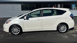 2013 Toyota Prius v Five