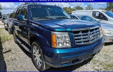 2005 Cadillac Escalade Base