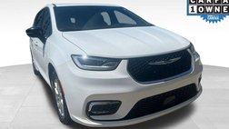 2024 Chrysler Pacifica Touring