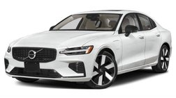 2023 Volvo S60 Recharge T8 Plus Dark Theme