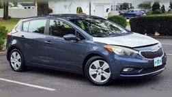 2016 Kia Forte5 LX