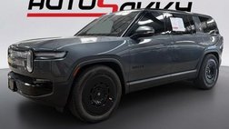 2025 Rivian R1S Adventure
