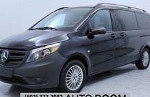 2023 Mercedes-Benz Metris Passenger