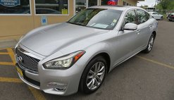 2016 Infiniti Q70 3.7