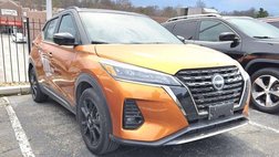2023 Nissan Kicks SR