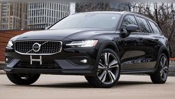 2025 Volvo V60 Cross Country B5 Plus