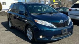 2012 Toyota Sienna LE 7-Passenger