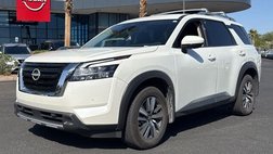 2024 Nissan Pathfinder SL