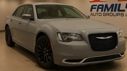 2019 Chrysler 300 Touring