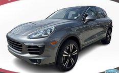 2016 Porsche Cayenne Base