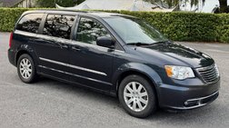 2014 Chrysler Town and Country Touring