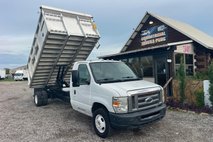 2011 Ford E-450 Super Duty 158