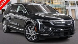 2025 Cadillac OPTIQ Luxury 1