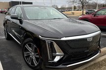 2023 Cadillac LYRIQ Luxury