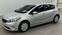 2017 Kia Forte5 LX