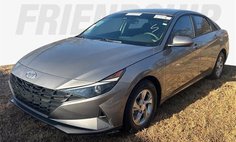 2023 Hyundai Elantra SE