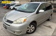 2004 Toyota Sienna 4 Dr XLE Passenger Van