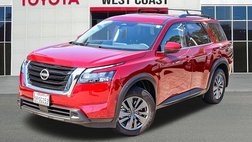 2024 Nissan Pathfinder SV