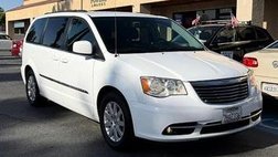 2015 Chrysler Town and Country Touring