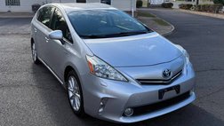 2013 Toyota Prius v Five