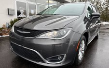 2017 Chrysler Pacifica Touring L FWD