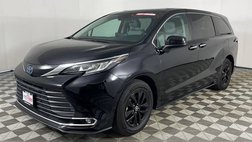 2022 Toyota Sienna XLE