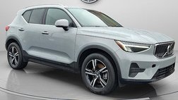 2025 Volvo XC40 B5 Core Bright Theme