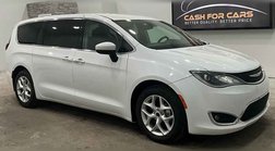 2017 Chrysler Pacifica Touring L FWD