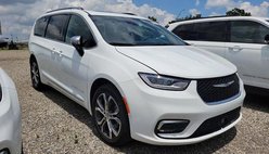 2025 Chrysler Pacifica Pinnacle