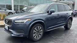2022 Volvo XC90 T6 Momentum 7-Passenger