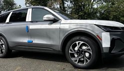 2025 Lincoln Nautilus Hybrid Premiere