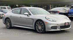 2016 Porsche Panamera 4 Edition