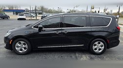 2018 Chrysler Pacifica Hybrid Touring L